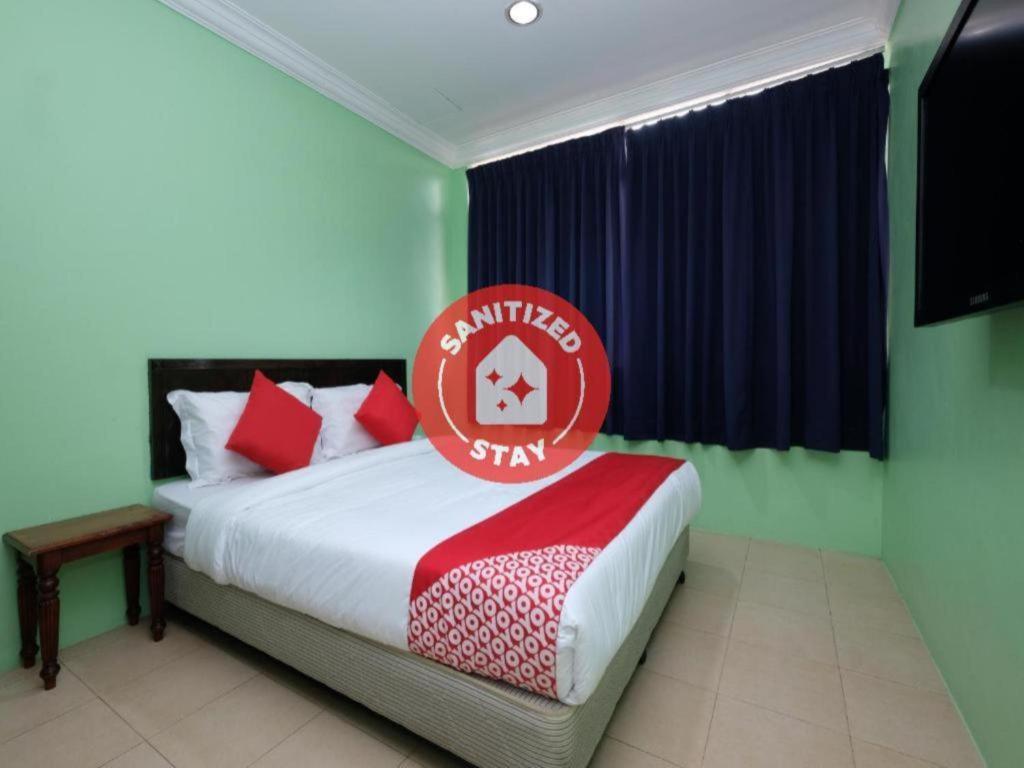 Oyo 89759 Gold Jerantut Hotel 외부 사진