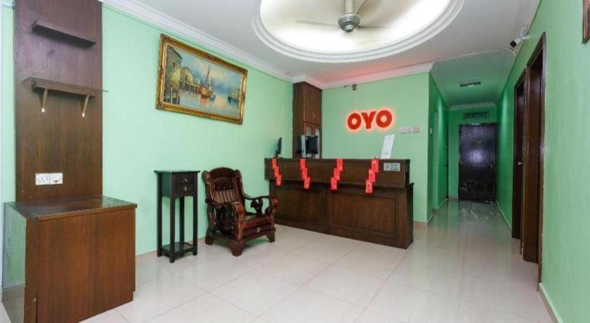 Oyo 89759 Gold Jerantut Hotel 외부 사진